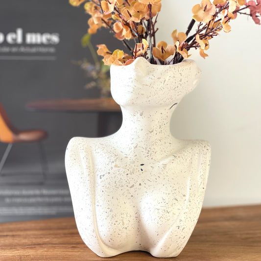 Florero mujer(terrazo)